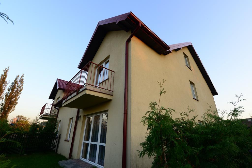 B&B Airport Modlin Новы-Двур-Мазовецкий Экстерьер фото